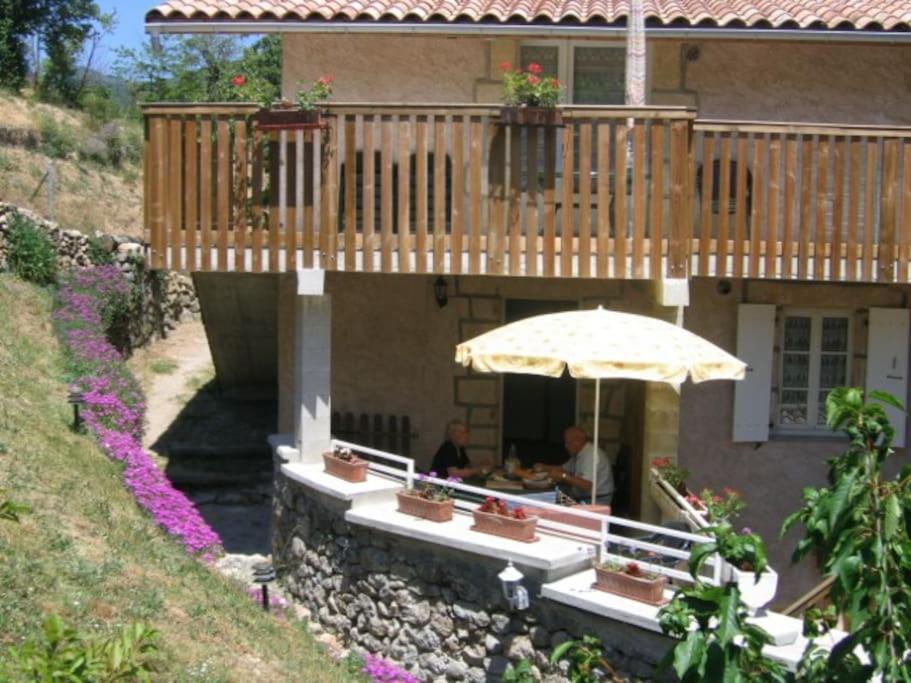 Gite Elisa Vals-les-Bains Ngoại thất bức ảnh